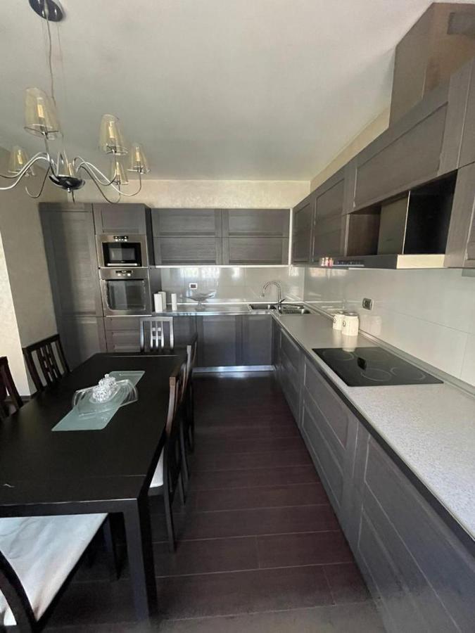Luxury Apartment City Centre Tirana Exteriér fotografie