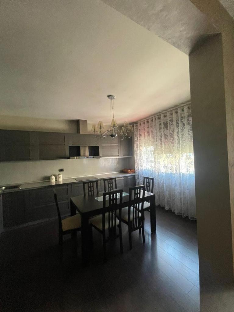 Luxury Apartment City Centre Tirana Exteriér fotografie